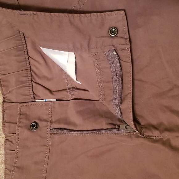 Columbia Women's Brown Shorts - Picture 6 of 14
